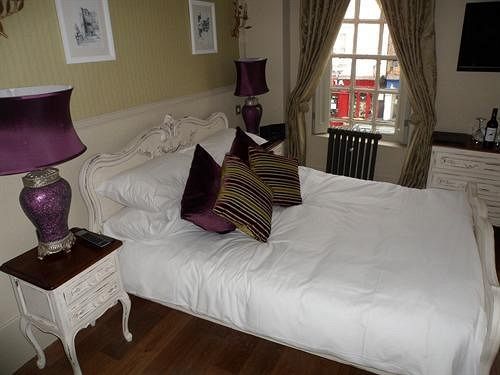 No64 The Boutique Hotel West Malling Exterior photo